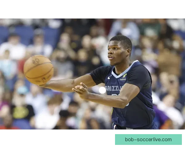 埃奇库姆创生涯新高38分 76人三人得分20+大胜国王 雷诺空砍30分蒙克伤退